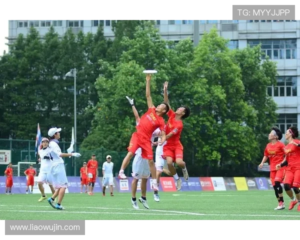 上海飞盘队在飞盘节奏排名中创下新高引发广泛关注与热议 上海飞盘队在飞盘节奏排名中创下新高引发广泛关注与热议