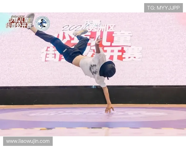 全国街舞大赛精彩点评西安攀岩队展现力量与激情的完美结合 全国街舞大赛精彩点评西安攀岩队展现力量与激情的完美结合