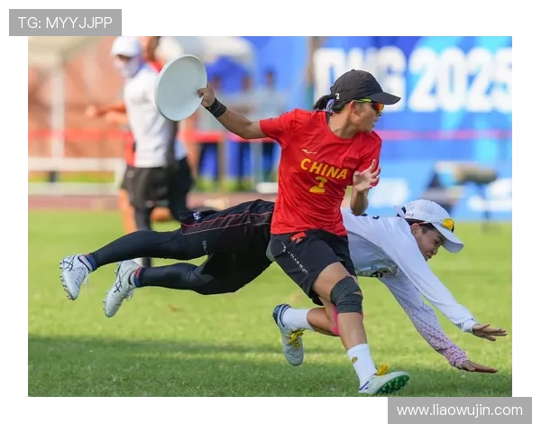 城市马拉松特别报道:成都飞盘队拼搏精神与奋斗历程的真实写照 城市马拉松特别报道:成都飞盘队拼搏精神与奋斗历程的真实写照