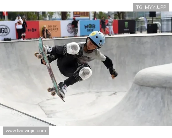 滑板灵活性排行榜揭晓深圳滑板队荣获第六名引发关注 滑板灵活性排行榜揭晓深圳滑板队荣获第六名引发关注