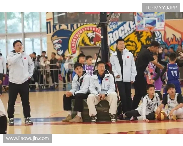 西安篮球队在篮球意识排行榜中荣登第九名展现出色团队实力与潜力 西安篮球队在篮球意识排行榜中荣登第九名展现出色团队实力与潜力