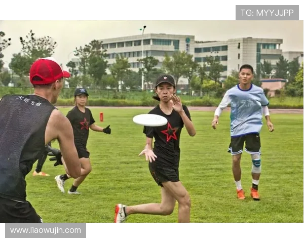 西安飞盘队创下飞盘速度新纪录引领全国飞盘运动新潮流