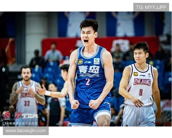 2013年CBA青岛队与北京队激战回顾精彩瞬间与赛场亮点分析