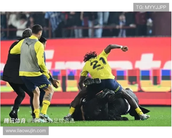 黄蜂队与76人队激战成和双方表现精彩引发球迷热议 黄蜂队与76人队激战成和双方表现精彩引发球迷热议